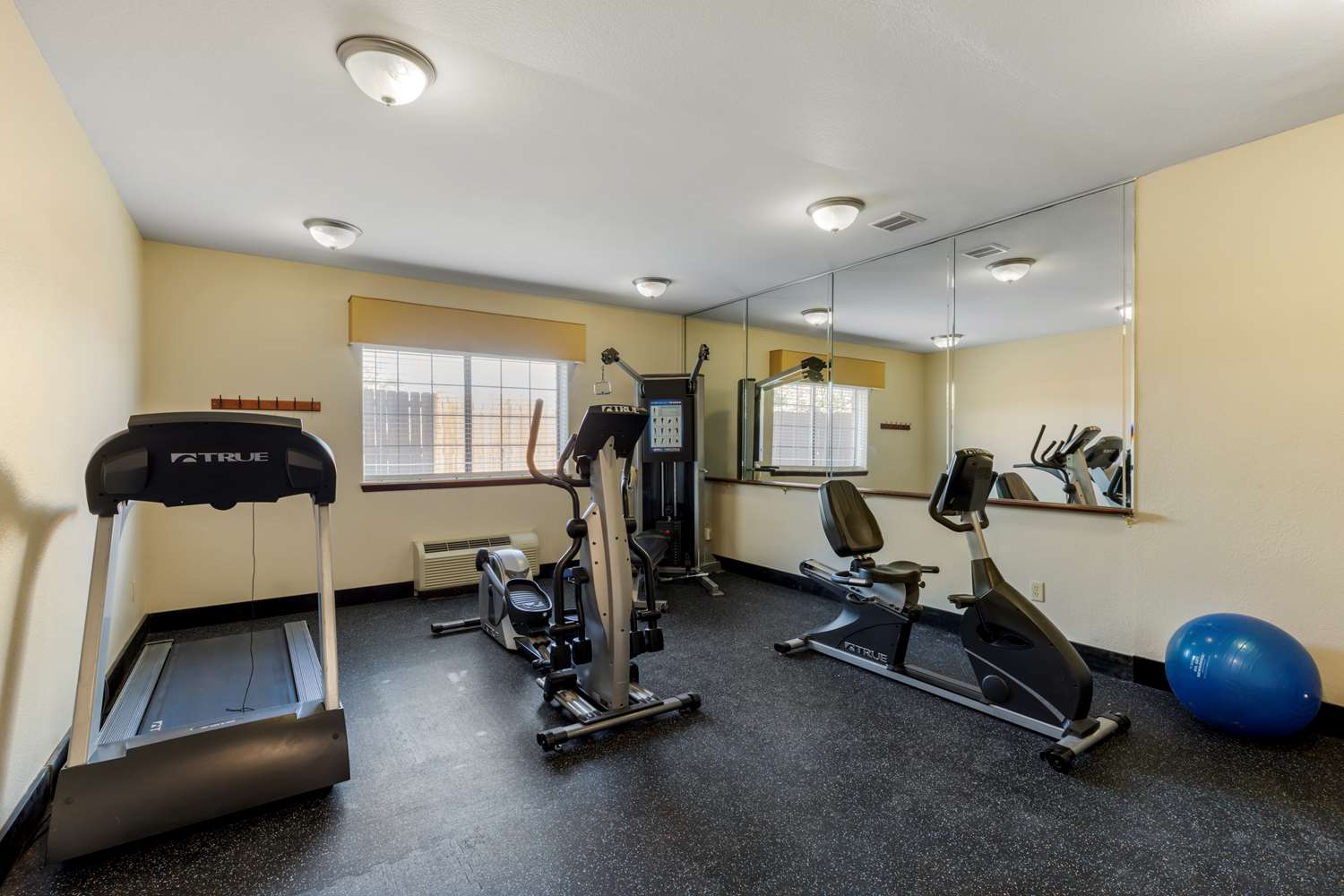Best Western Plus Sweetwater Inn & Suites 17/24