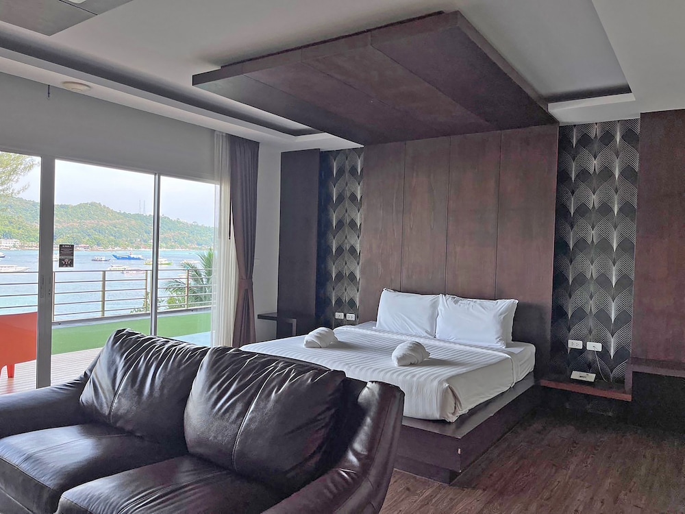 LUXURY, DOUBLE BED, SEA VIEW