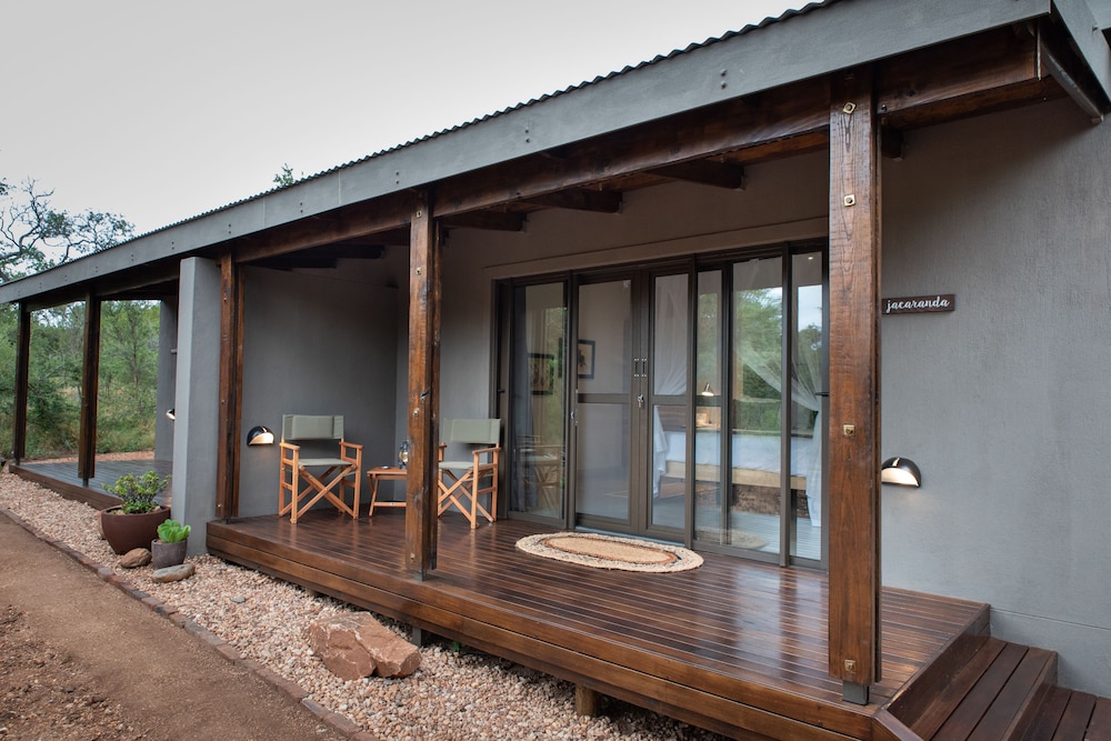 Nyaleti Lodge 4/47