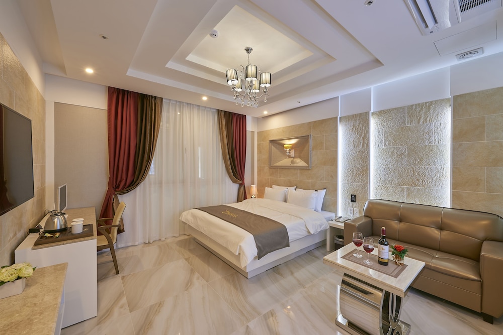 Dubai Hotel Gwangju 7/44