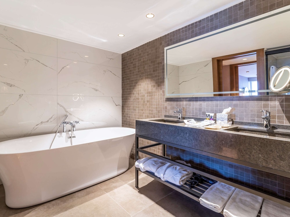 Mercure Trabzon Hotel 24/75