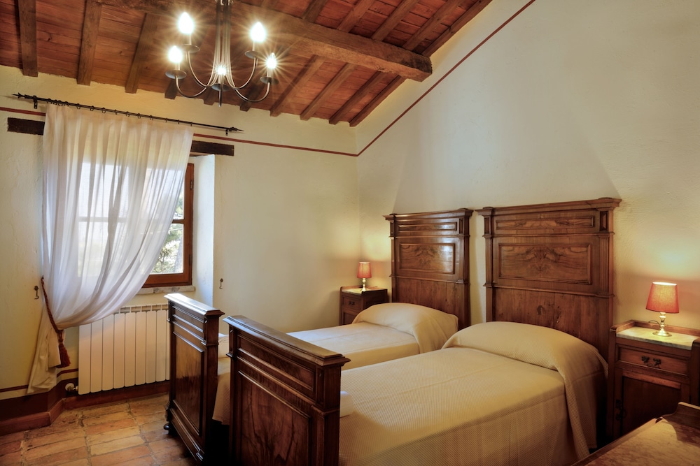 Albergo Diffuso Borgo Montemaggiore 46/63