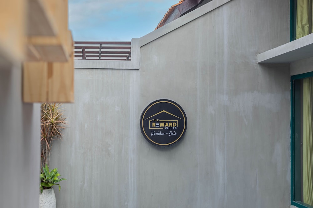 The Reward Villas Kerobokan 3/50
