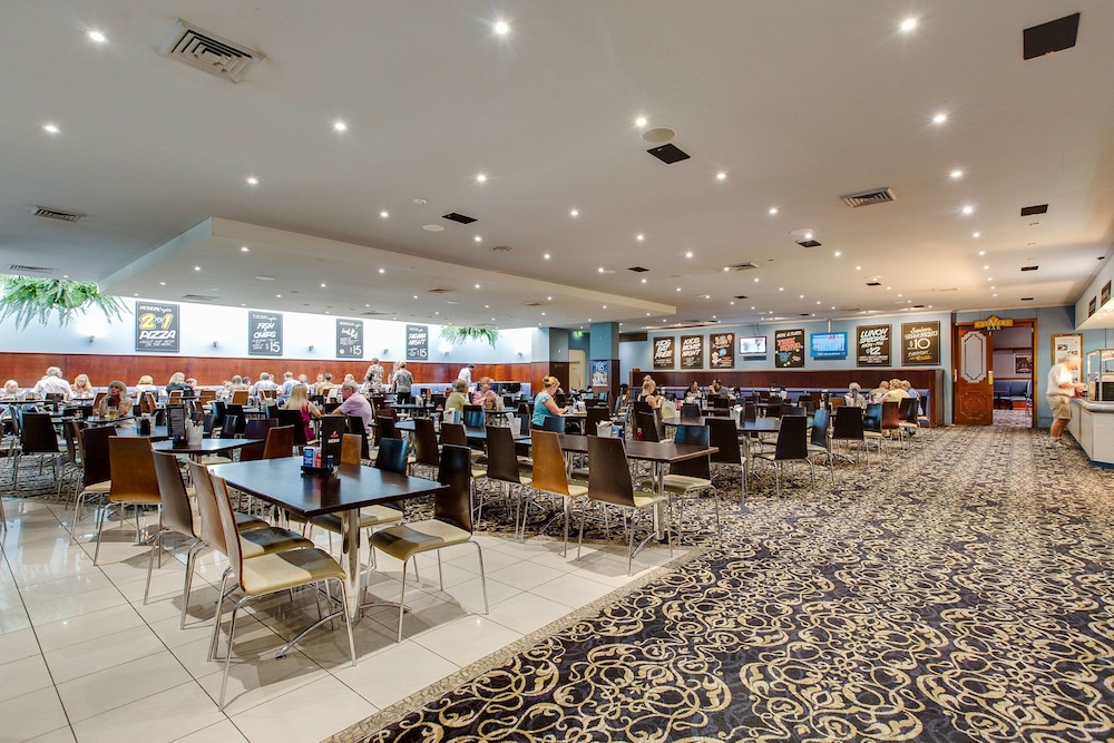 Nightcap at Seaford Hotel 52/62