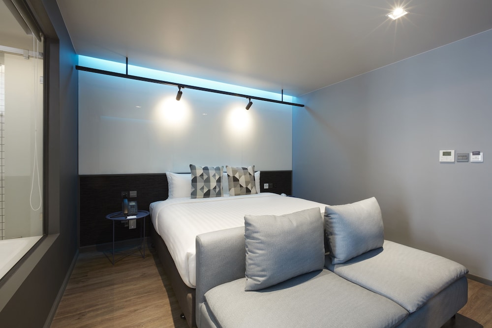 The Quarter Hotel Silom By UHG 41/68