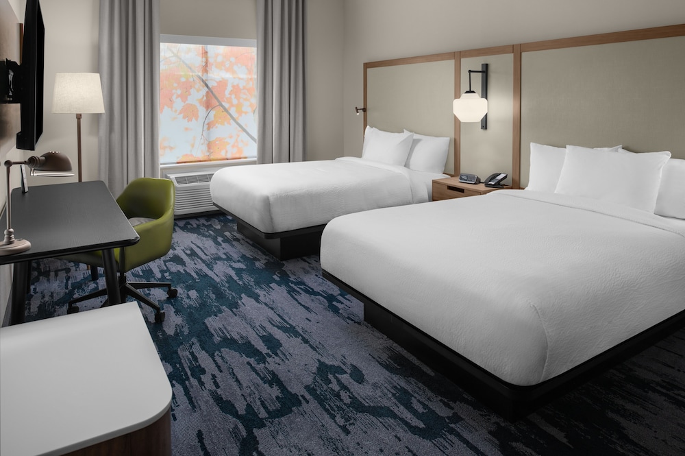 Fairfield Inn & Suites by Marriott Sacramento Winters 15/50