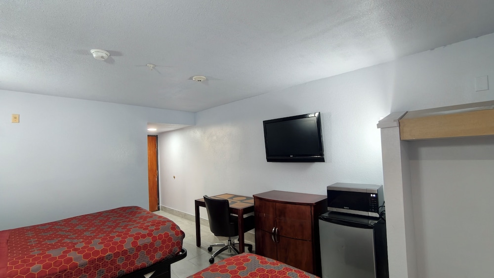 Classic Inn San Marcos, TX 37/60