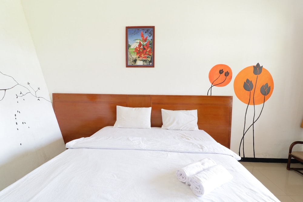 Nirwana Hotel Lembang by ZUZU 6/50