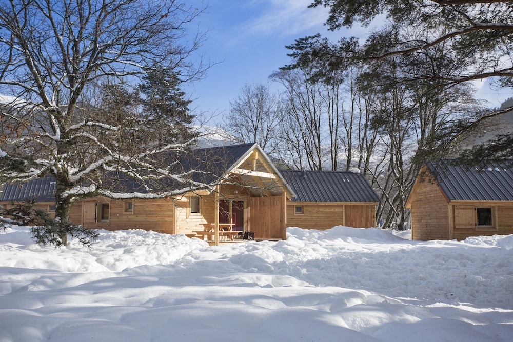 Huttopia Bourg Saint Maurice 42/48
