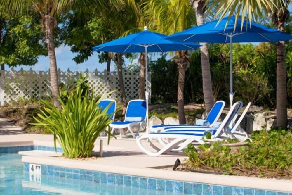Inn At Grace Bay 27/33
