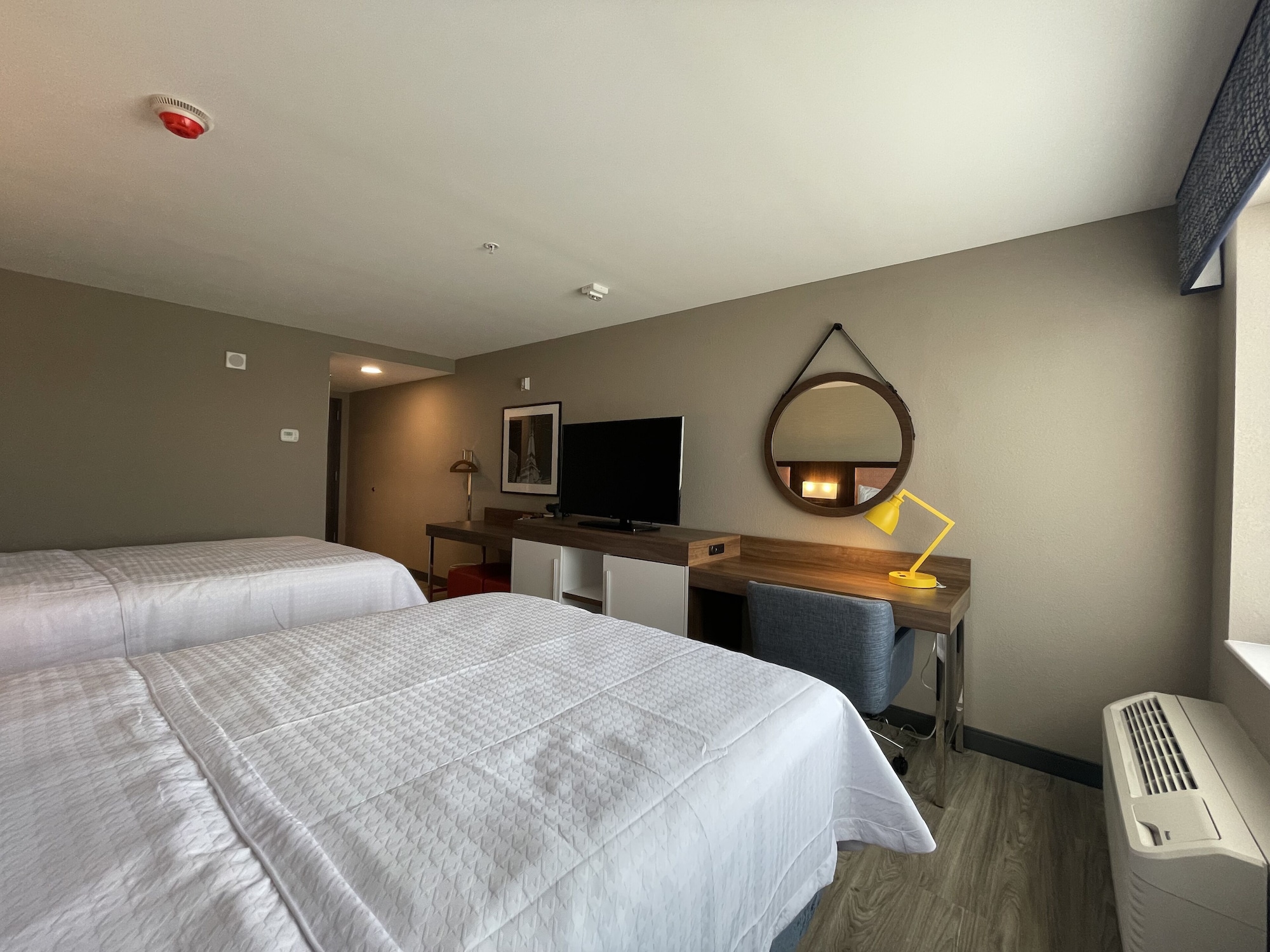 ROOM, 2 QUEEN BEDS, ACCESSIBLE