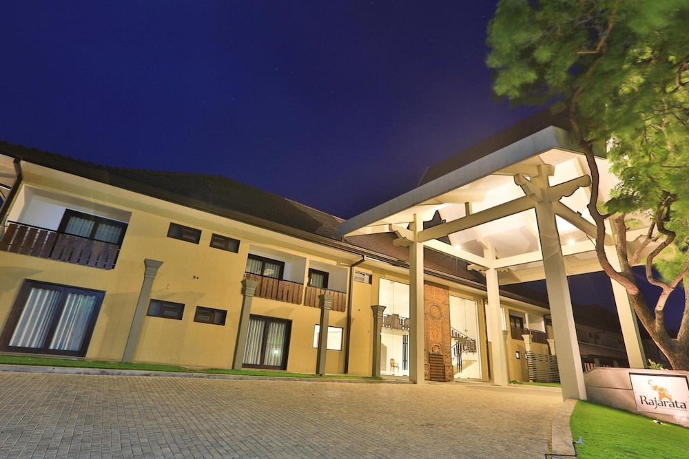 Rajarata Hotels in ANURADHAPURA