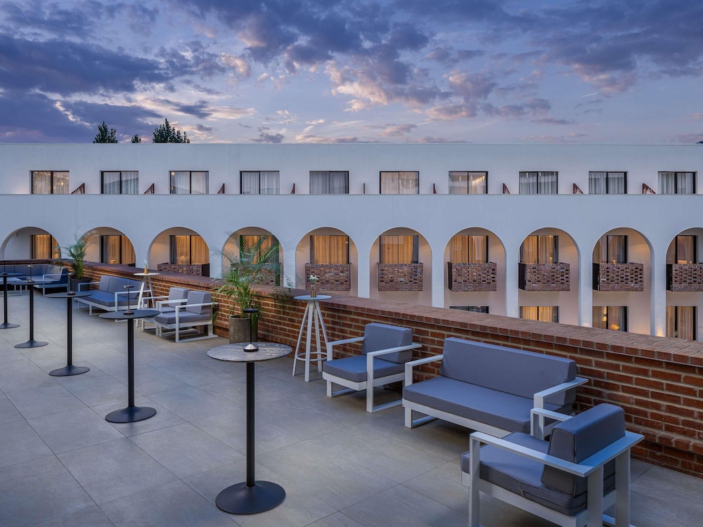 Mercure Conacul Cozieni Resort 27/49