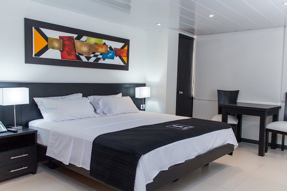 Hotel Metropolitano 13/44