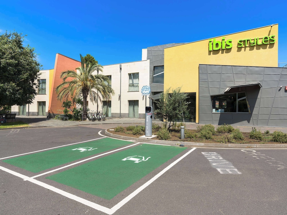 Ibis Styles Catania Acireale 49/75