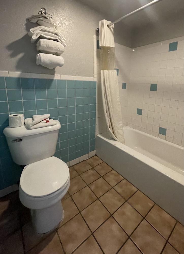 Travelodge by Wyndham Farmington Hwy 64 31/70