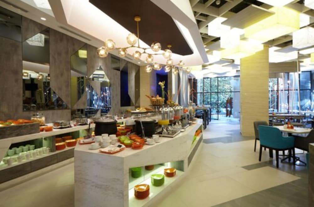 IBIS STYLES MEDAN PATTIMURA 35/41