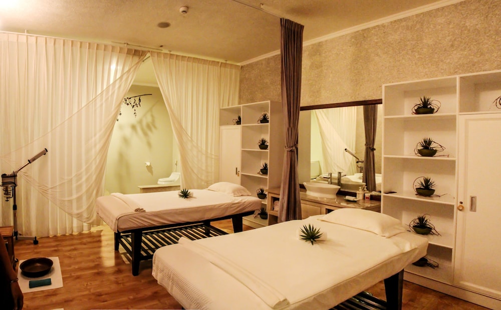 Sea Links Beach Villa 30/67
