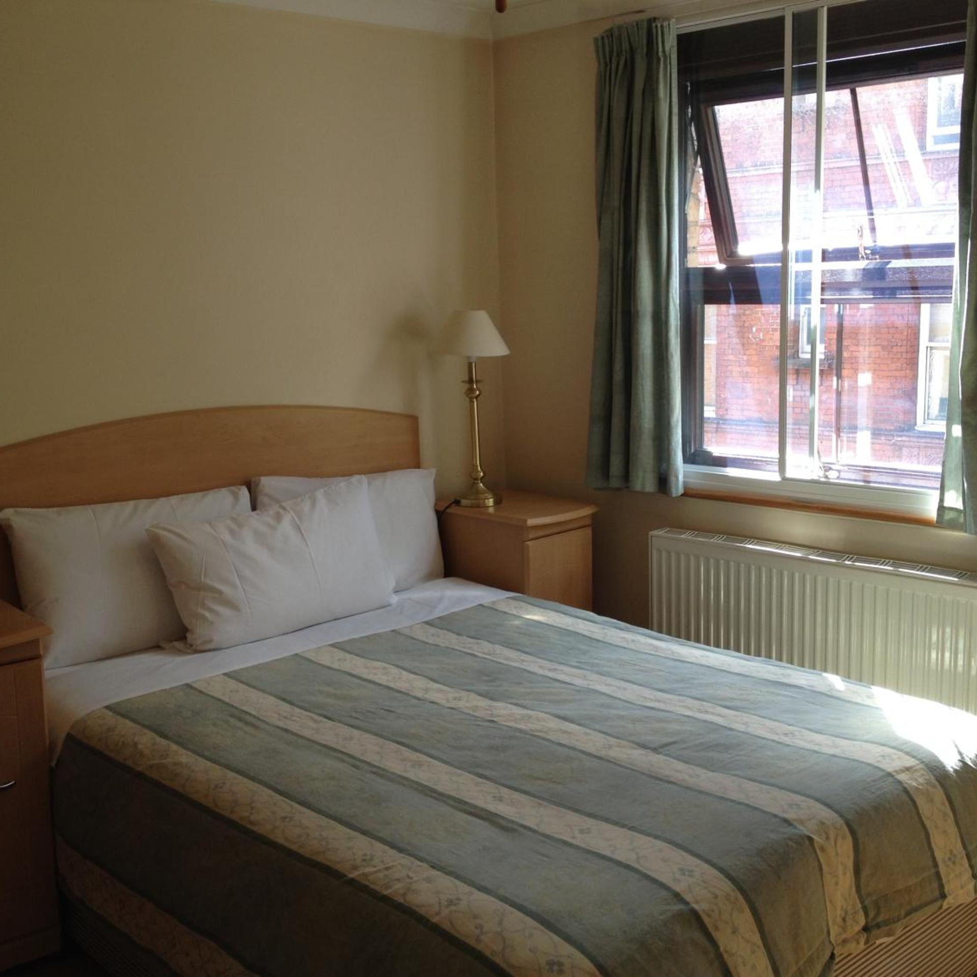 Seven Dials Hotel 5/50