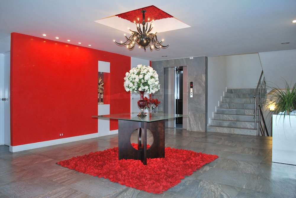 RIONE HOTEL BOUTIQUE 48/54
