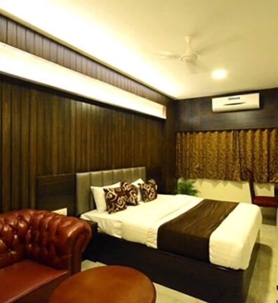 Hotel 24 Seven 21/40