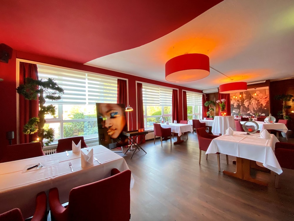 Parkhotel Bielefeld 35/43