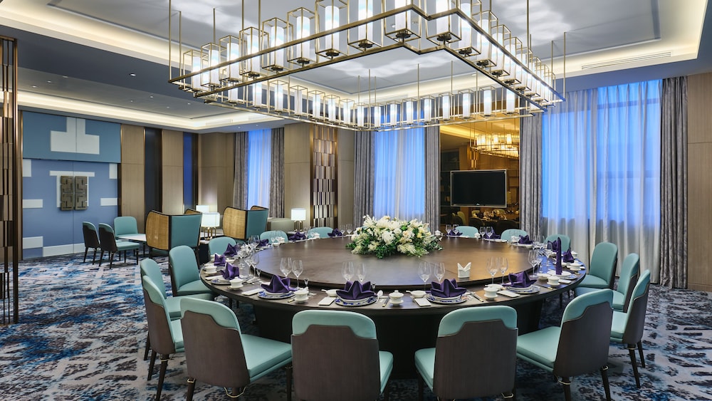 Holiday Inn Xining Hot-Spring 54/58
