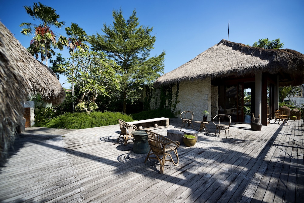 Planta Luxury Boutique Resort 3/56