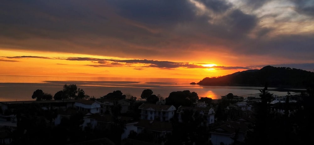 Symbola Oludeniz Beach Hotel 75/79