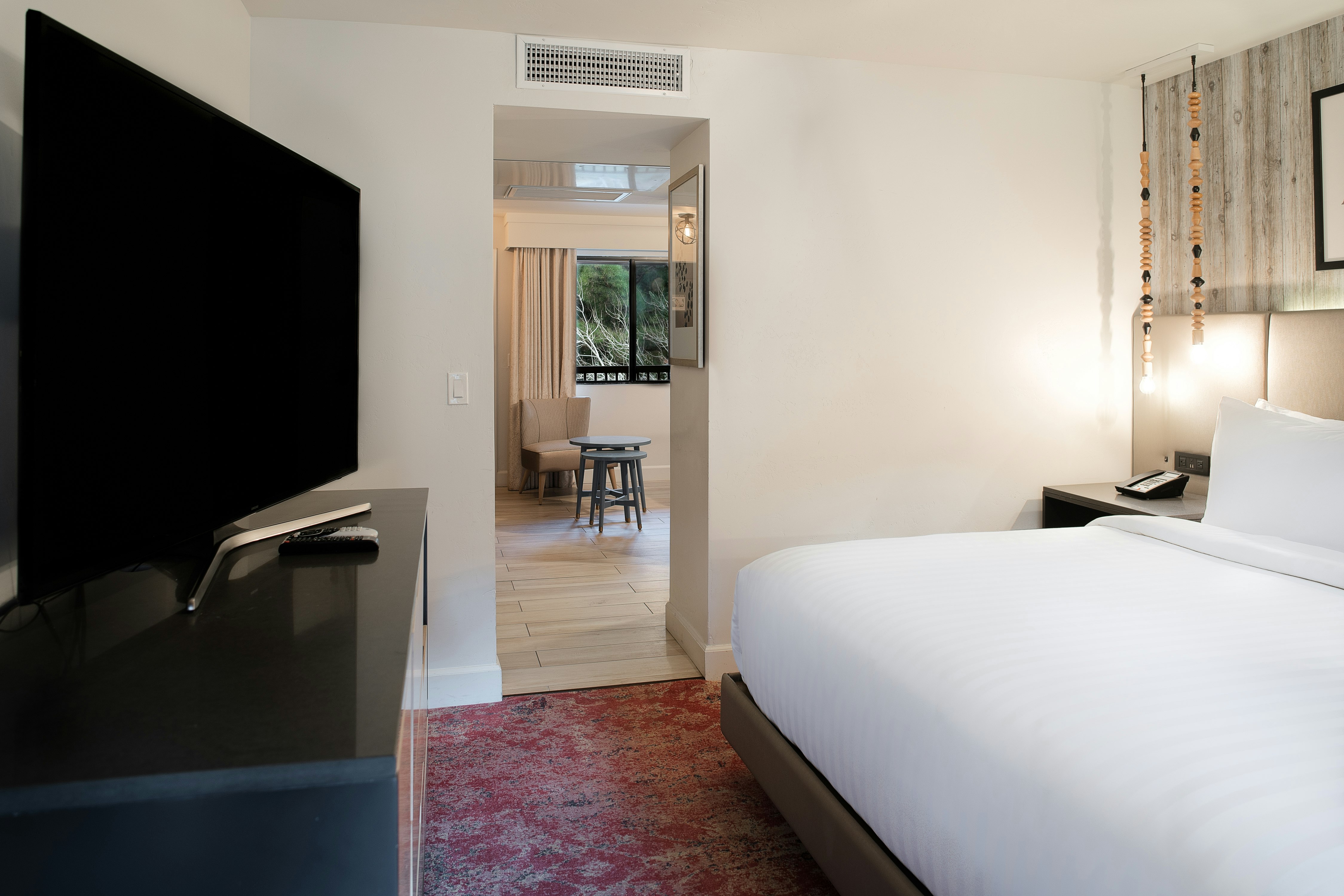 Room, King Bed, Riverside