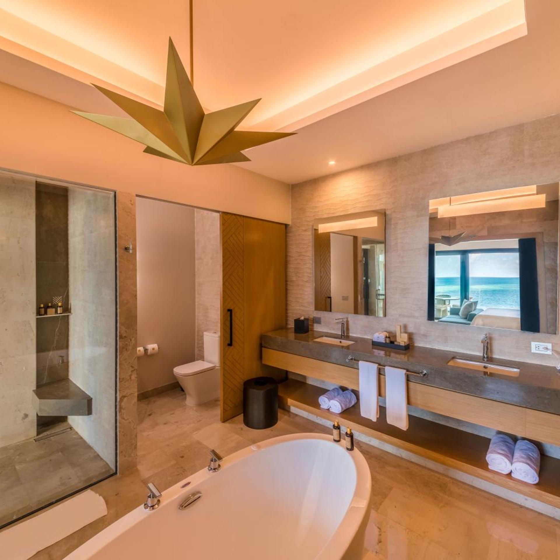 Serenity, 2 Bedrooms, Master, Club, Suite, King Bed, Ocean Front، Haven Riviera Cancun Resort & Spa All Inclusive - Adults Only 5/6
