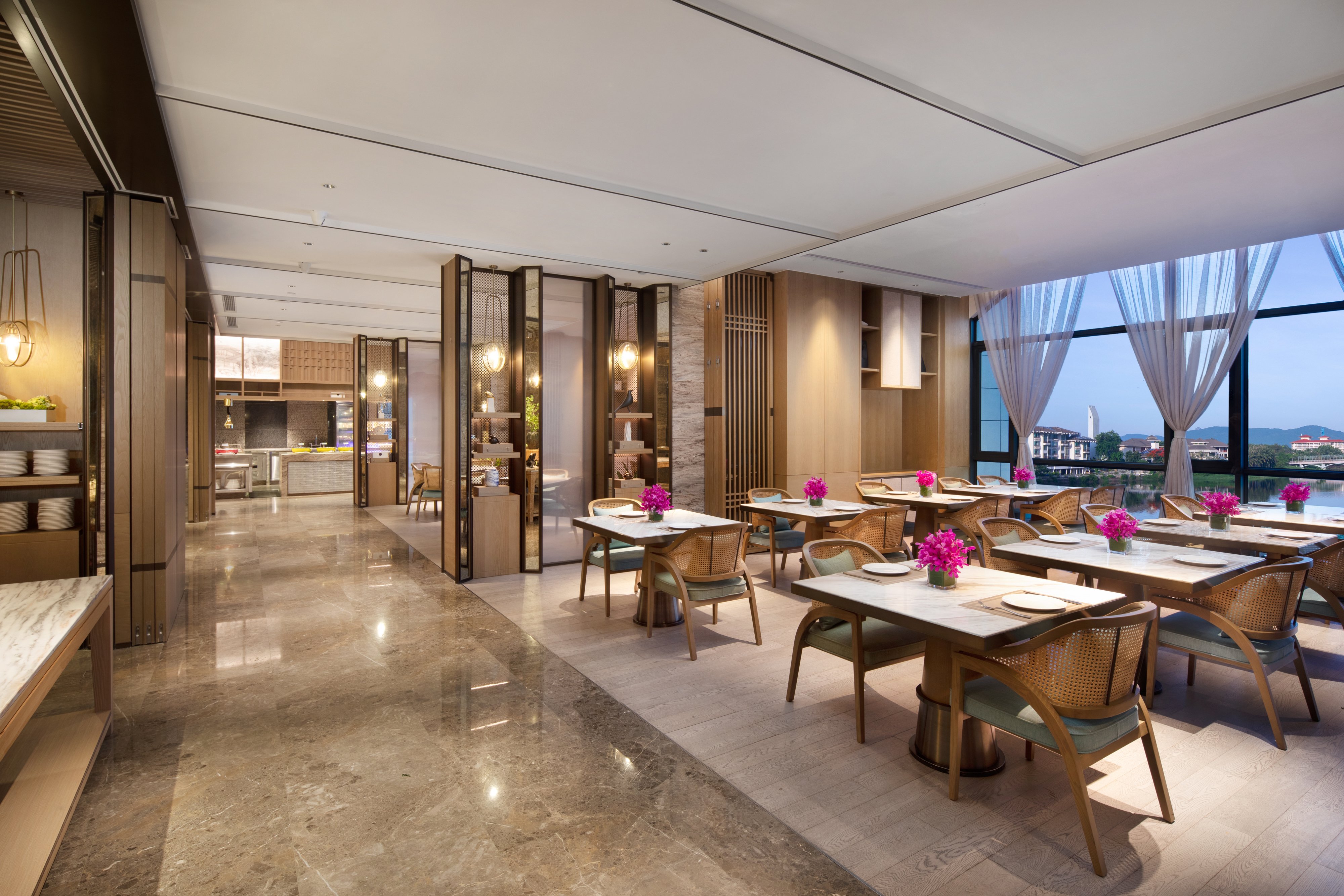 Holiday Inn & Suites SANYA YALONG BAY 25/38