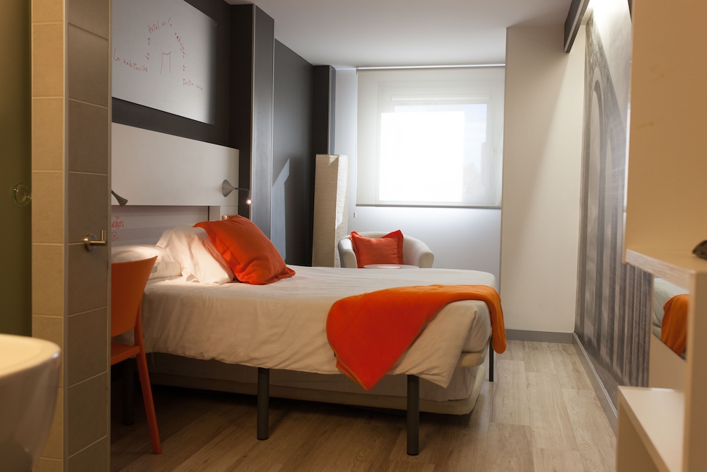 Bed4u Pamplona 12/59