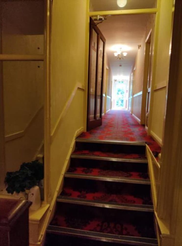 Oyo Alumhurst Hotel 40/54