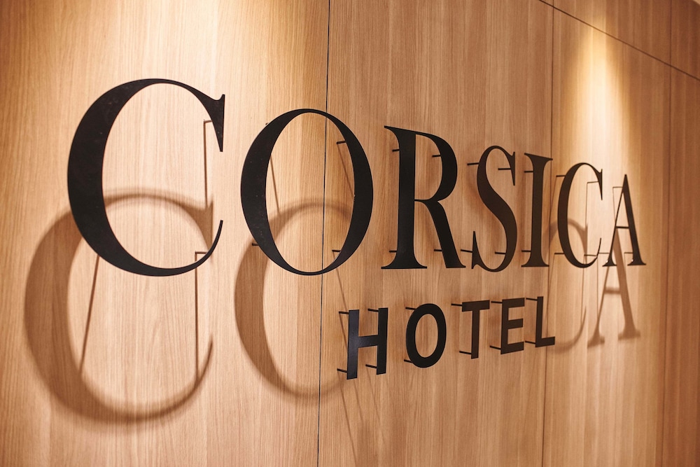 Corsica Hotel 22/35