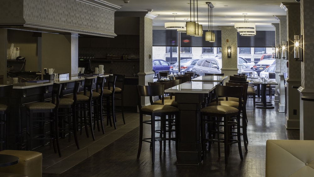 Wyndham Rochester Downtown 48/61