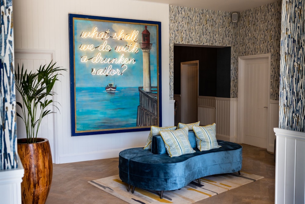 Padstow Harbour Hotel 37/64