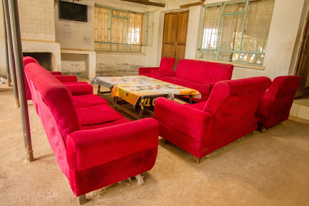 Engo Airport Resort Kitale 14/28