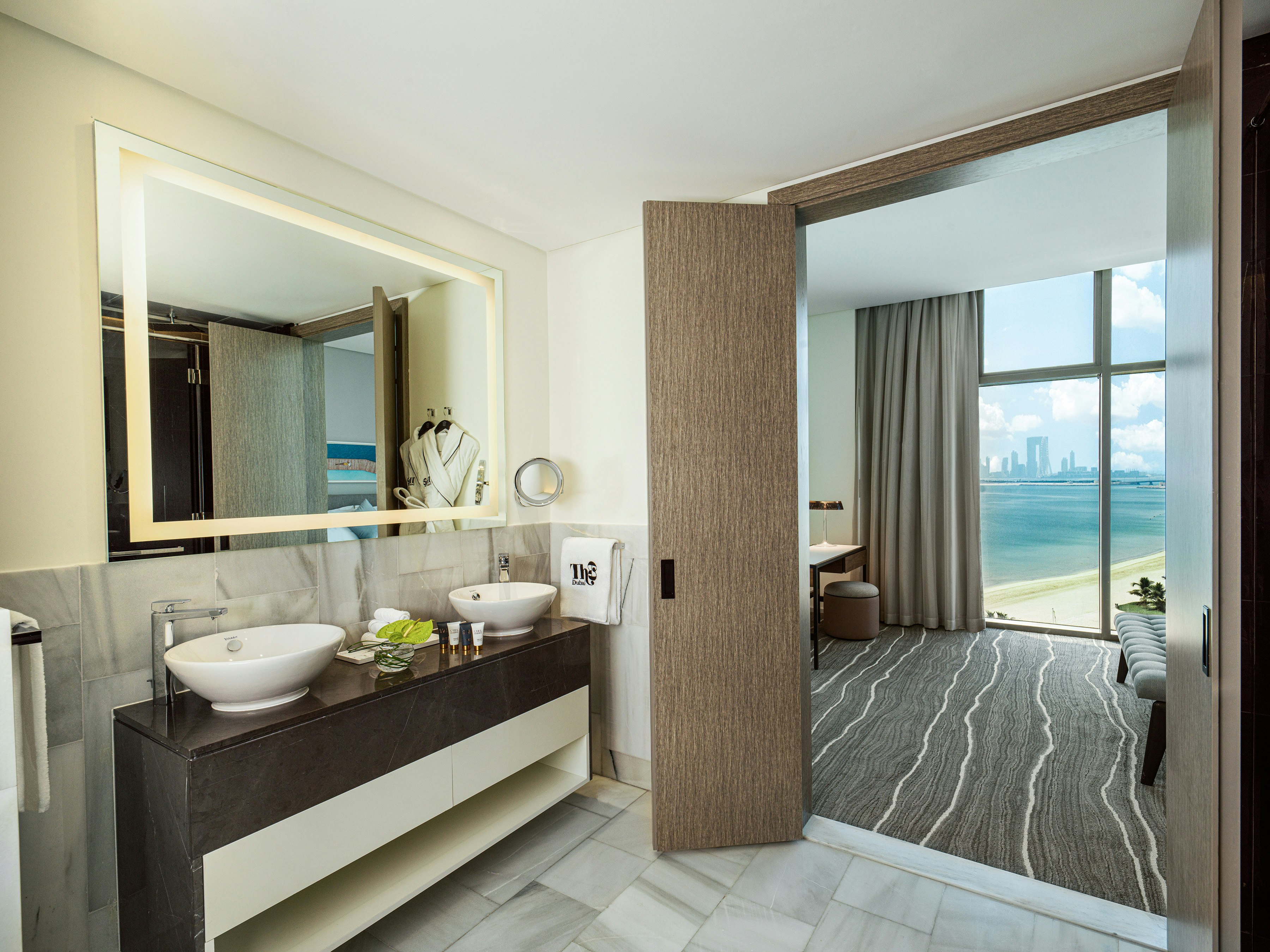 Th8 Palm Dubai Beach Resort, Vignette Collection 49/50