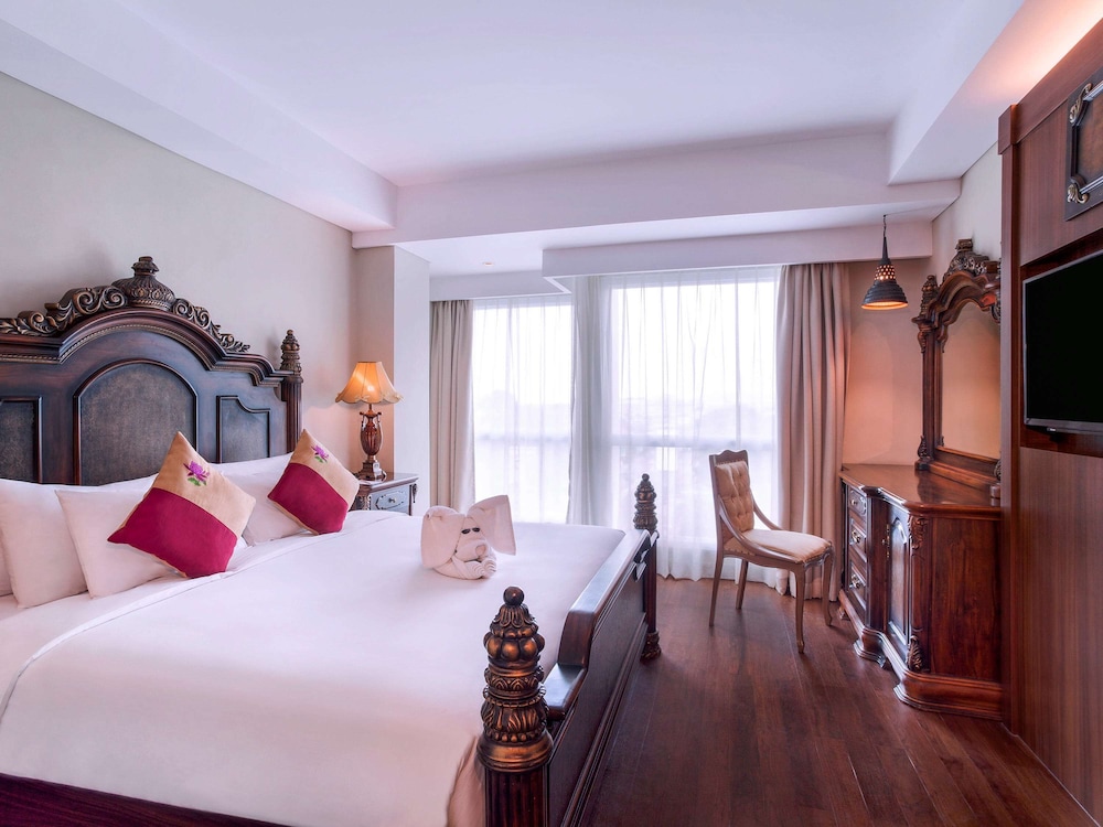 Grand Mercure Yogyakarta Adi Sucipto 18/70