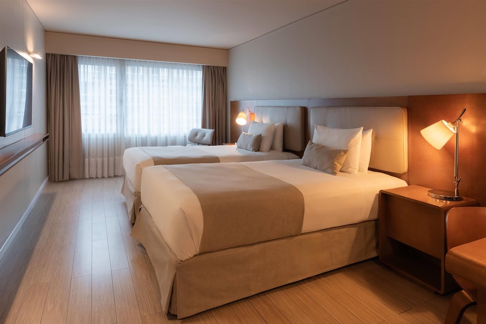 CLASSIC, TWIN BEDS