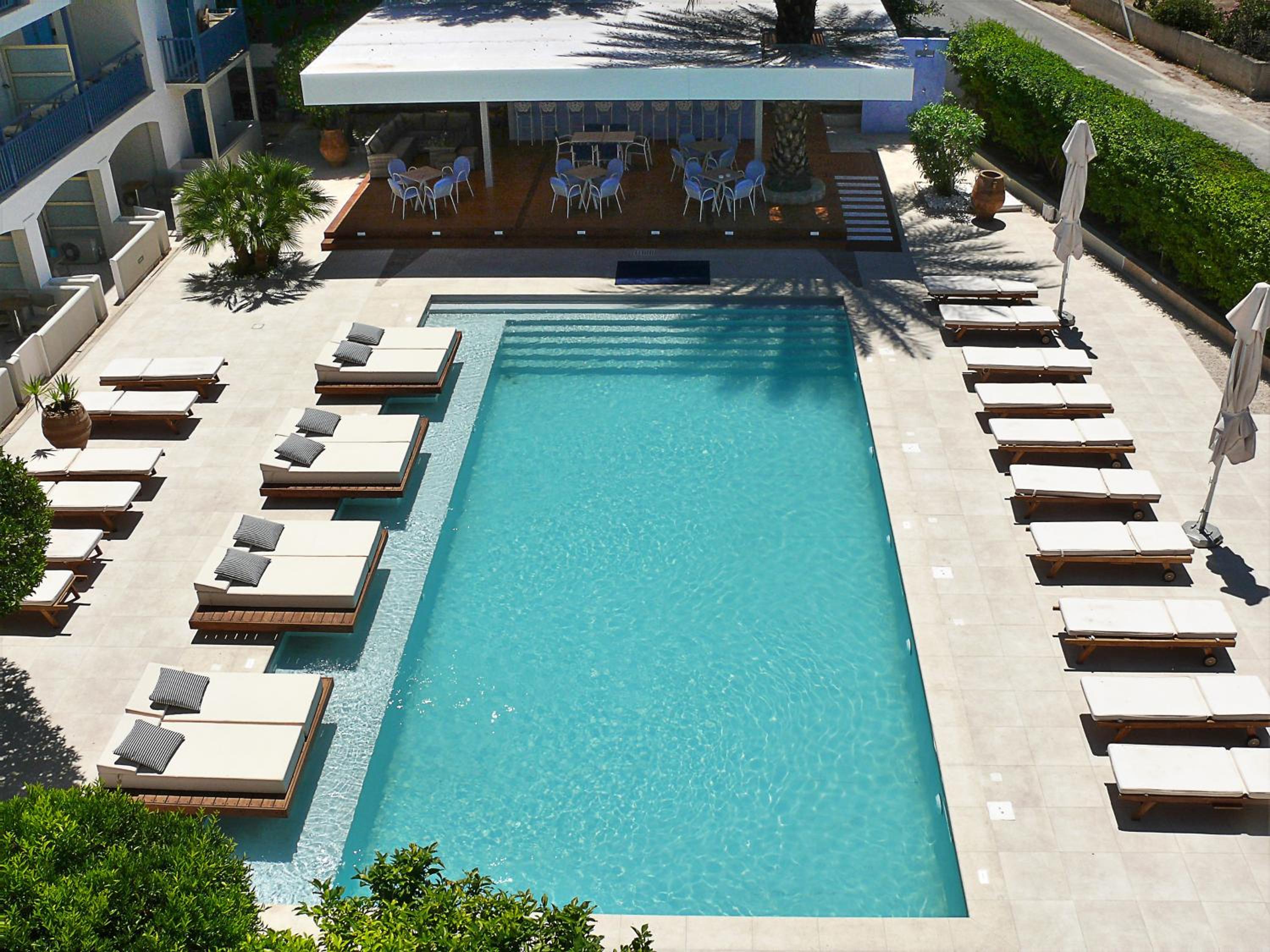 Danae Hotel 45/49