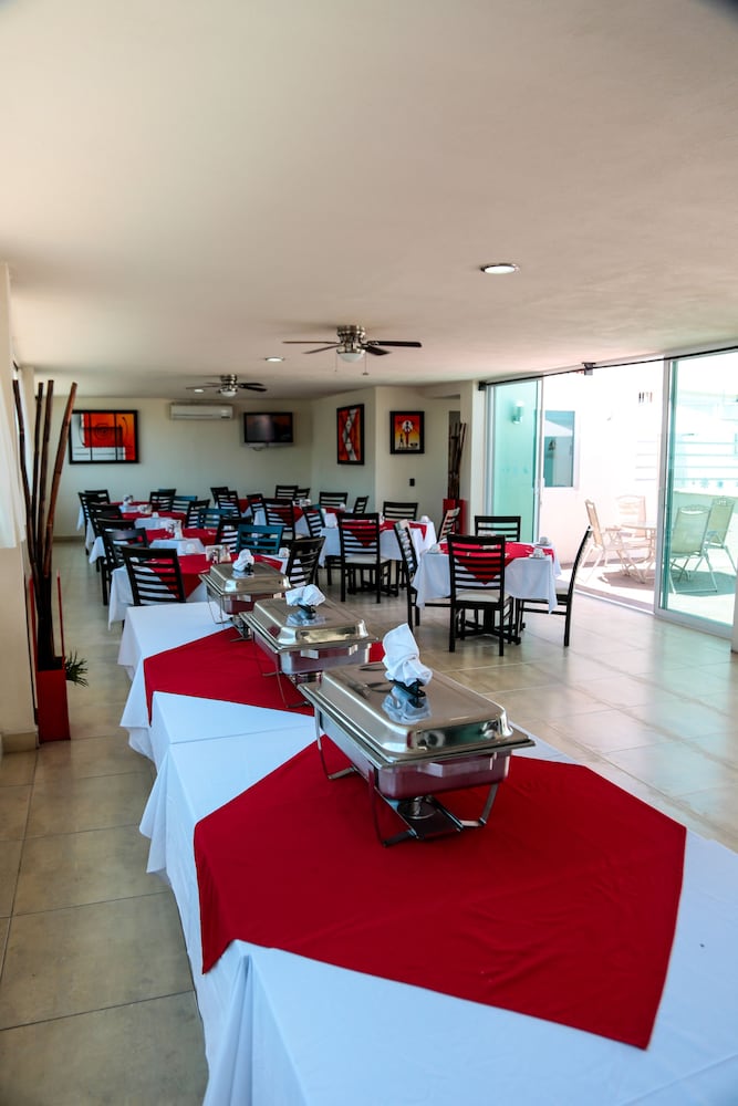 Portonovo Plaza Puerto Vallarta 43/46