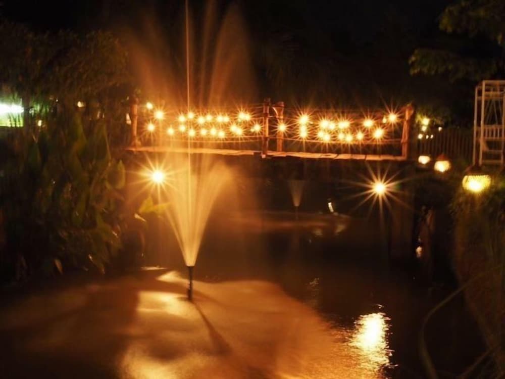 Ruean Thai Nai Bang By Pansak Resort 61/66