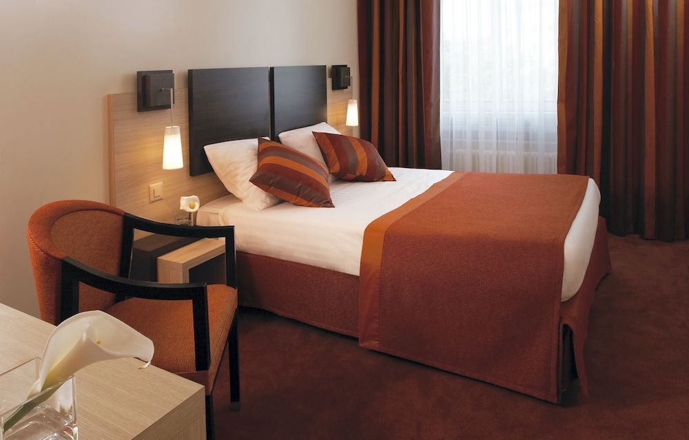 CLASSIC, DOUBLE BED
