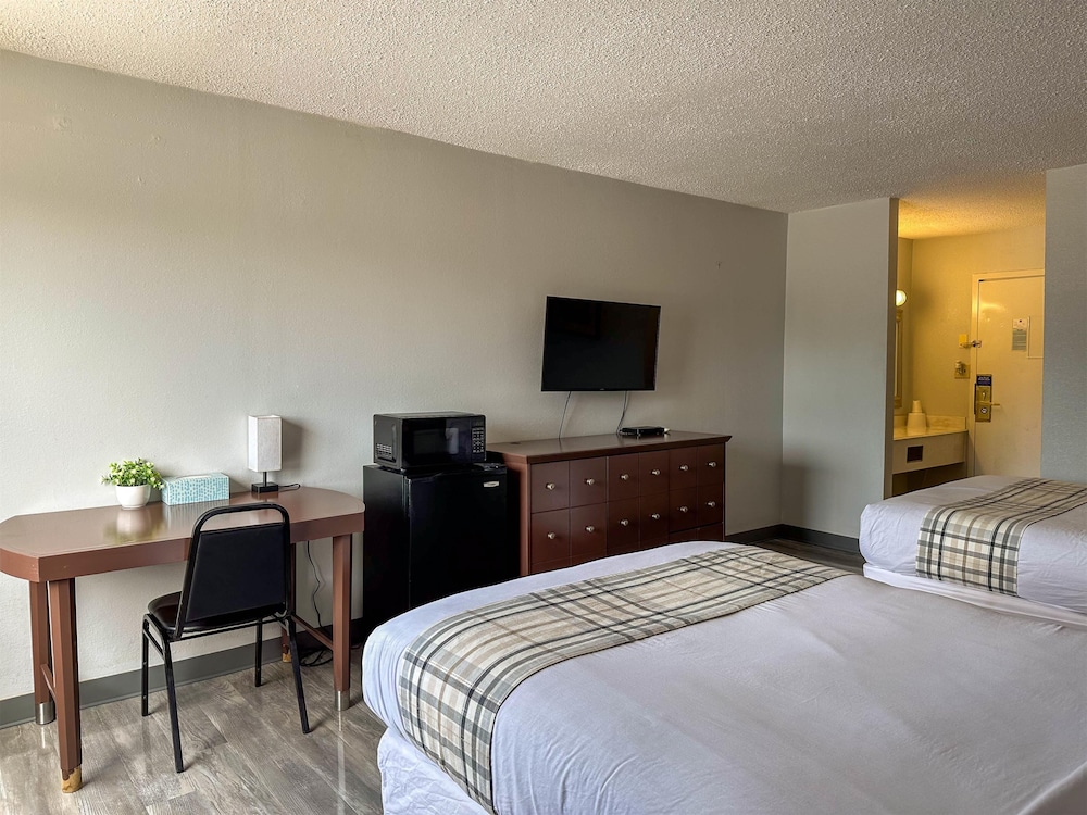 Motel6 Rochester, NY - Airport 9/27