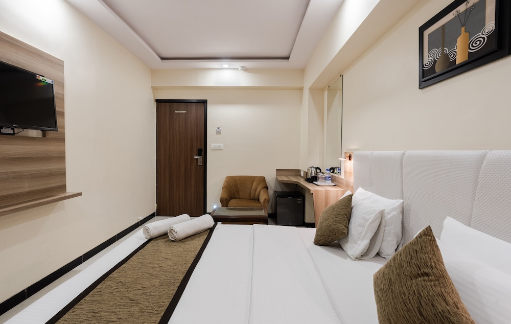 HOTEL AVON RUBY 26/54