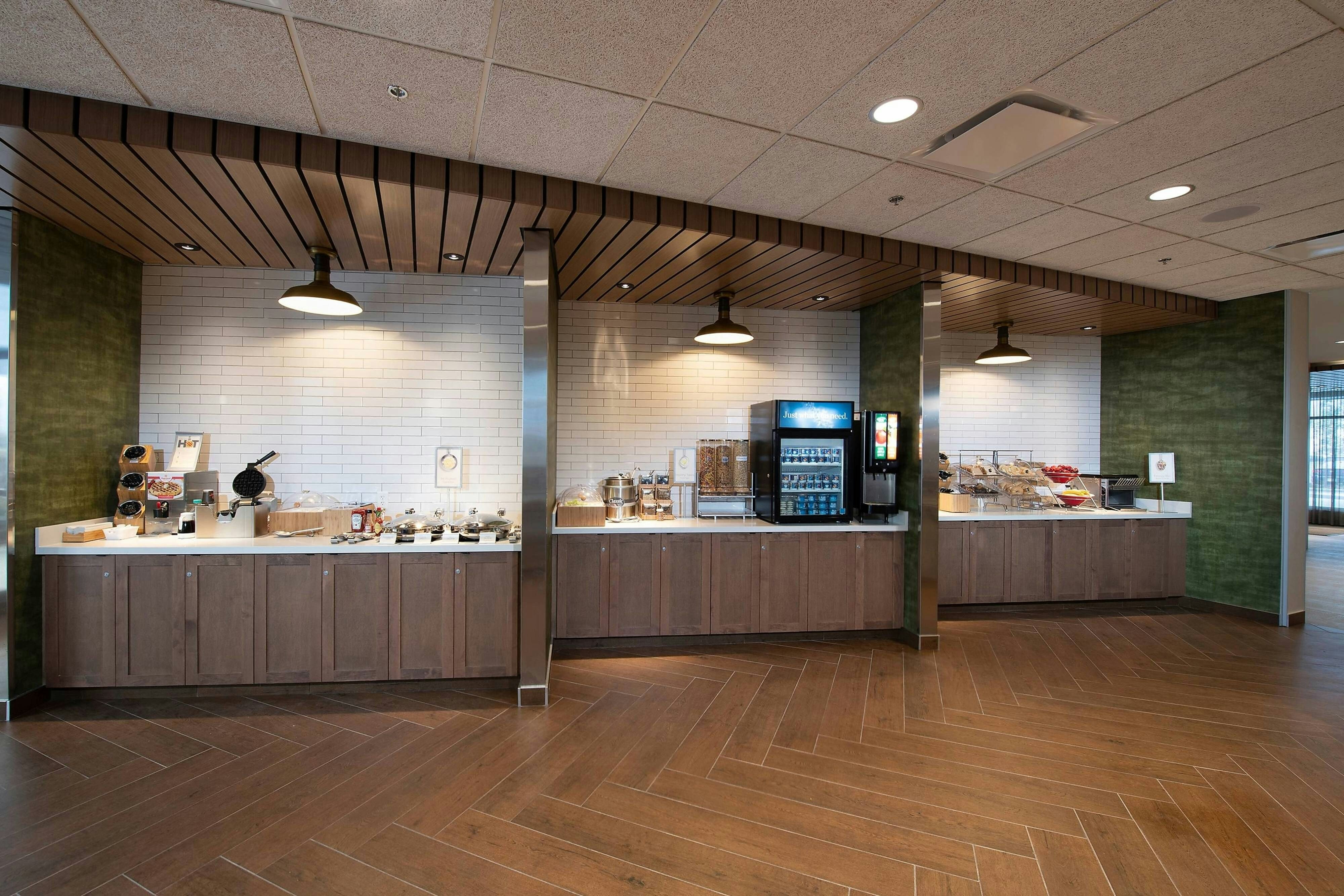Fairfield By Marriott Edmonton International Airport 1/16
