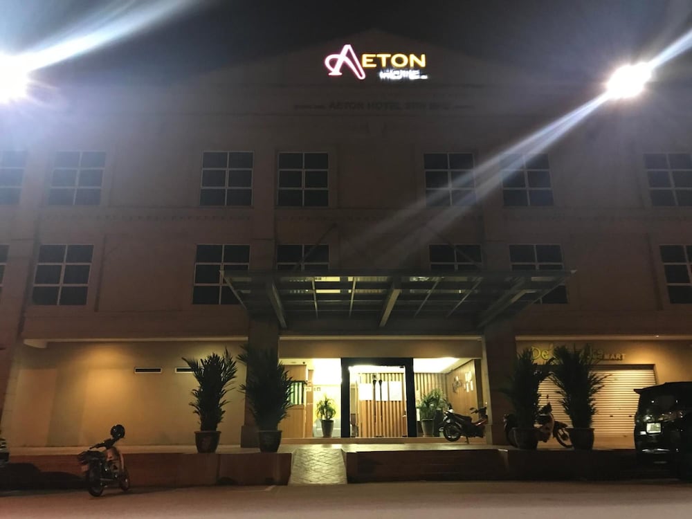 Aeton Hotel 2/61