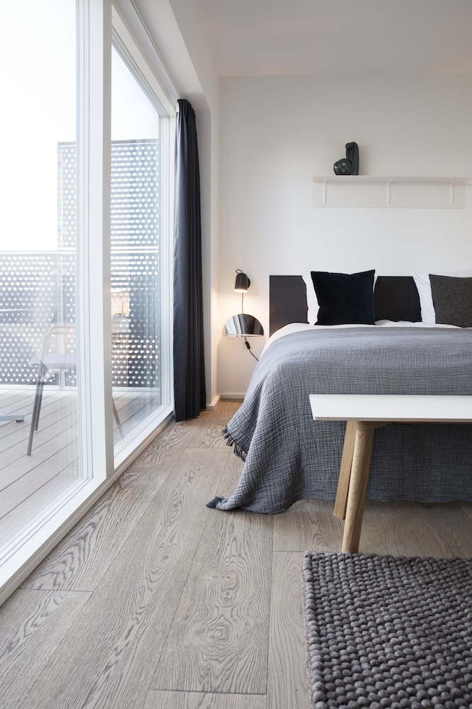 CPH STUDIO HOTEL 54/82